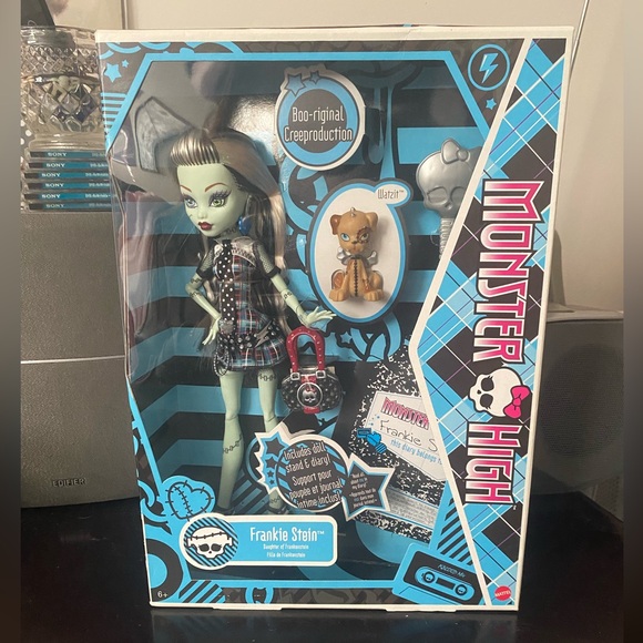 monster high Other - Monster High Frankie Stein Creeproducton Doll